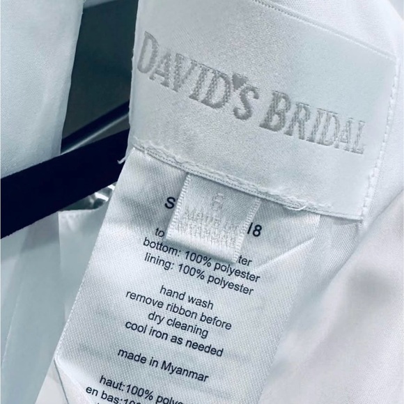 David's Bridal White Polyester Gown - Picture 3 of 3
